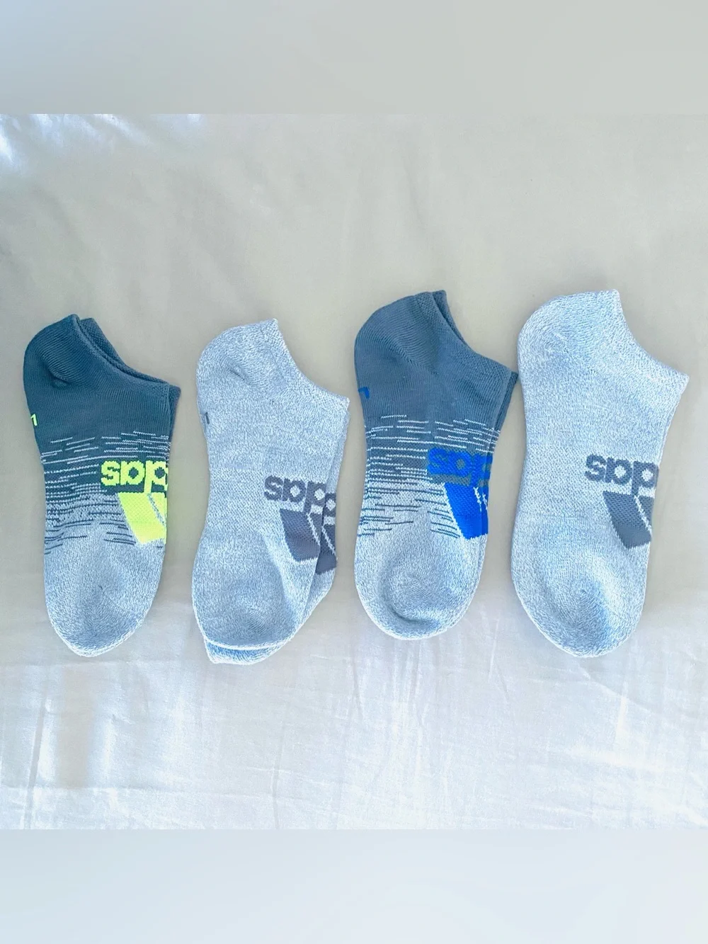 New👍🏽Adidas Bundle (4) Boys Low Ankle Moisture Wicking Socks SZ L (youth)